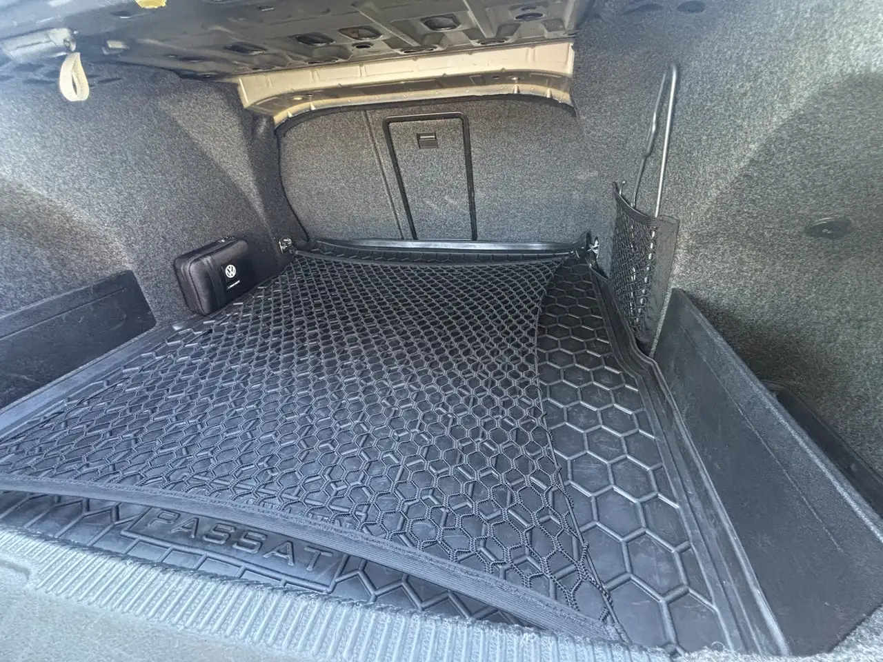 Volkswagen Passat снимка Volkswagen Passat