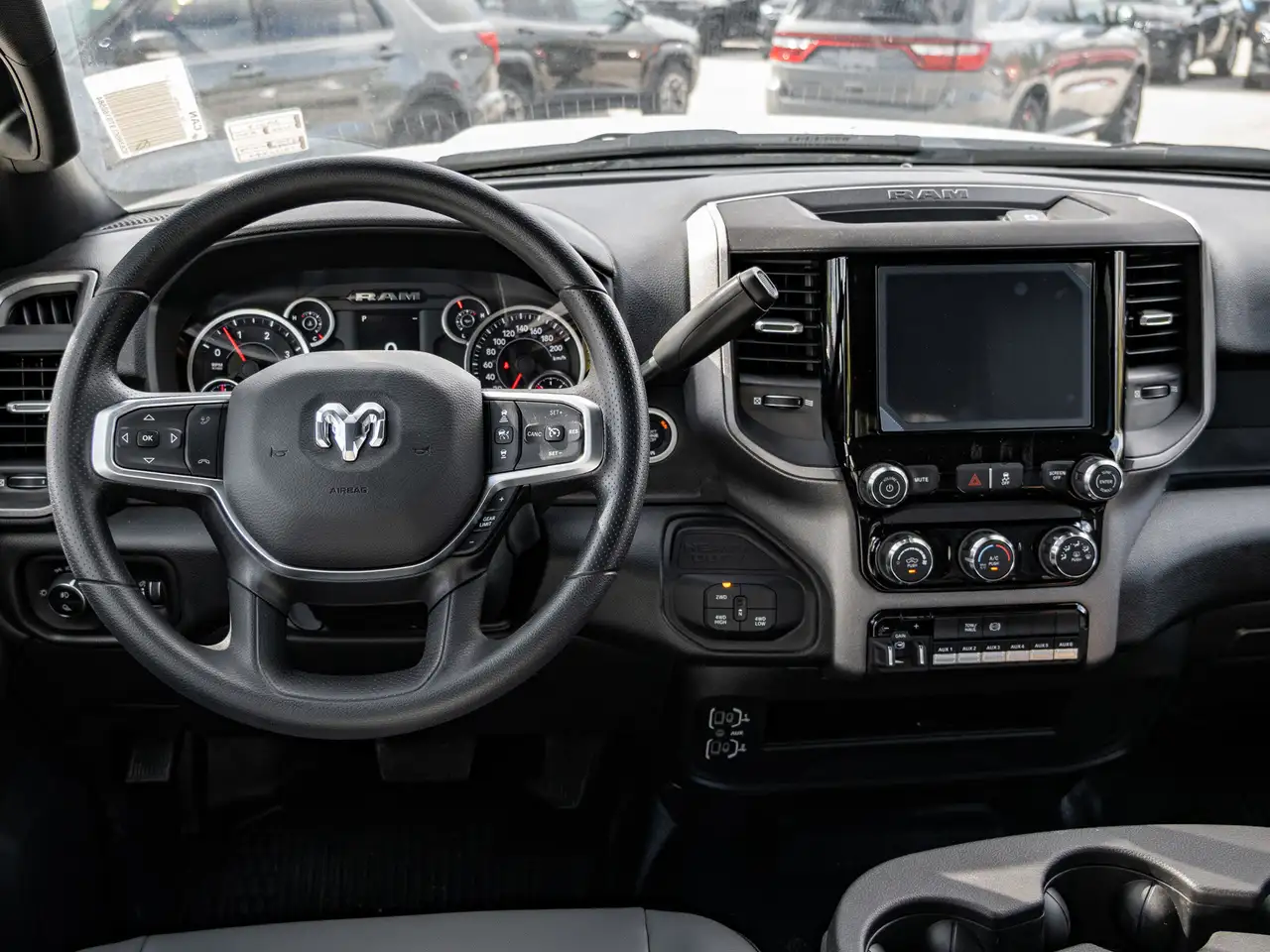 RAM 2500 снимка RAM 2500