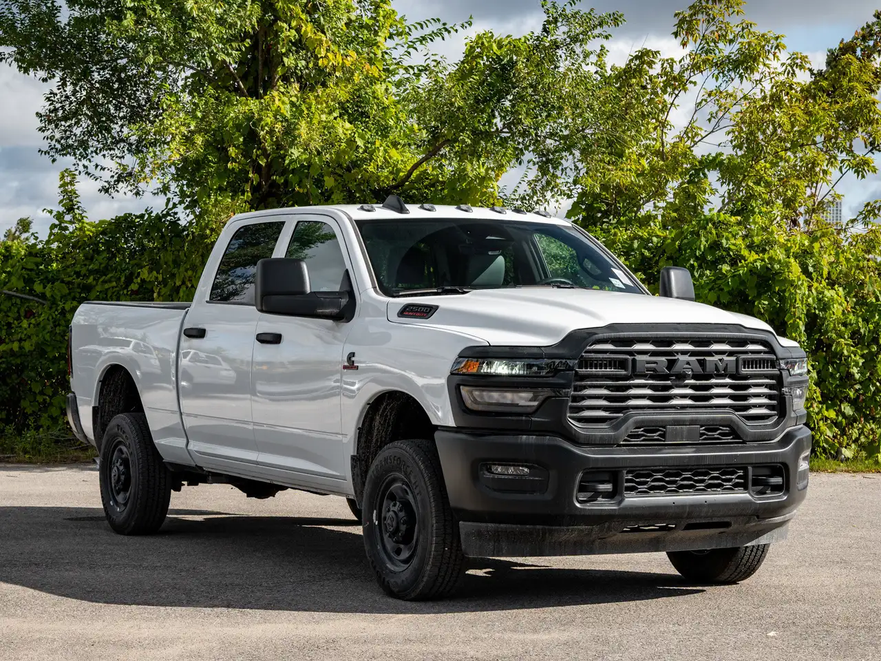 RAM 2500 снимка RAM 2500