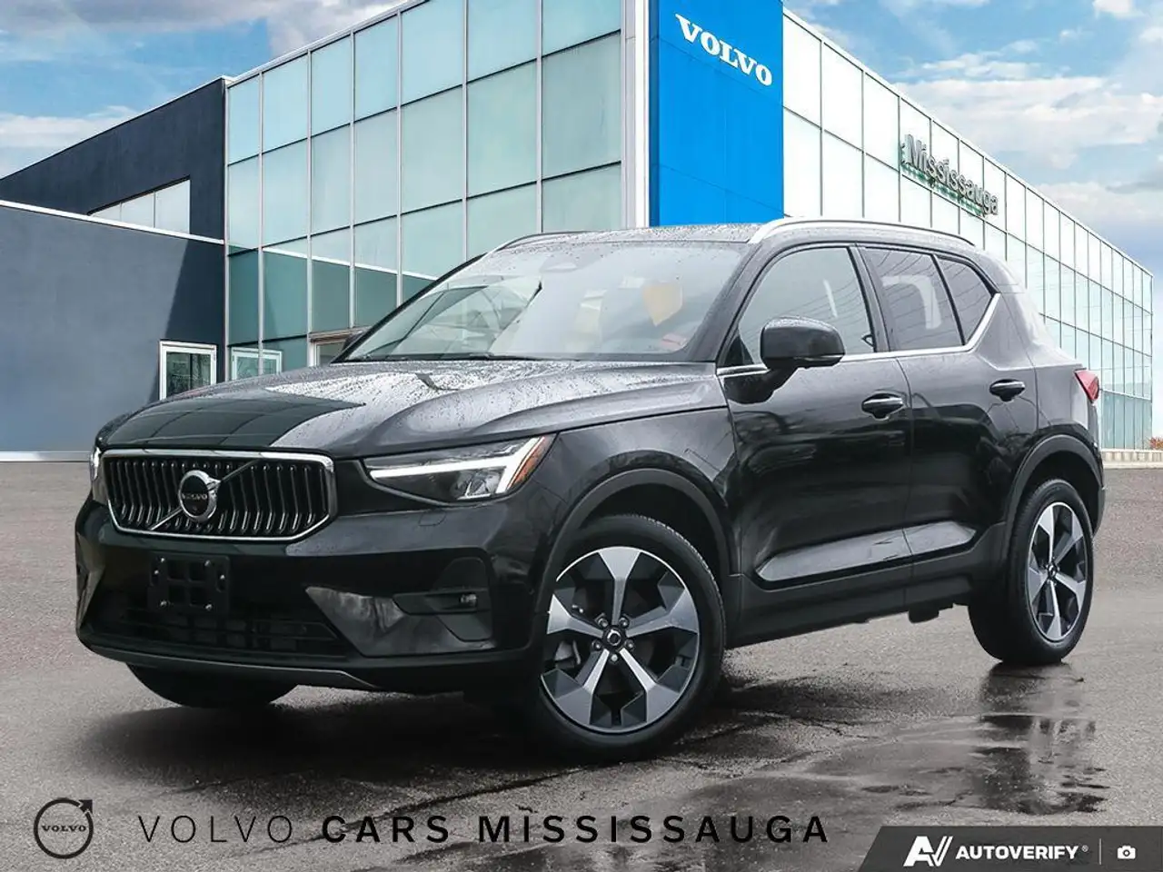 2023 Volvo XC40