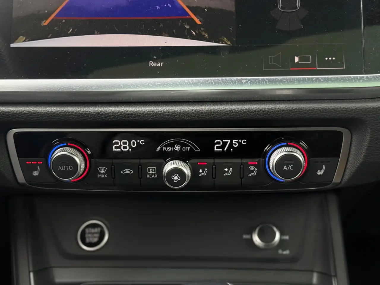 Audi Q3 снимка Audi Q3