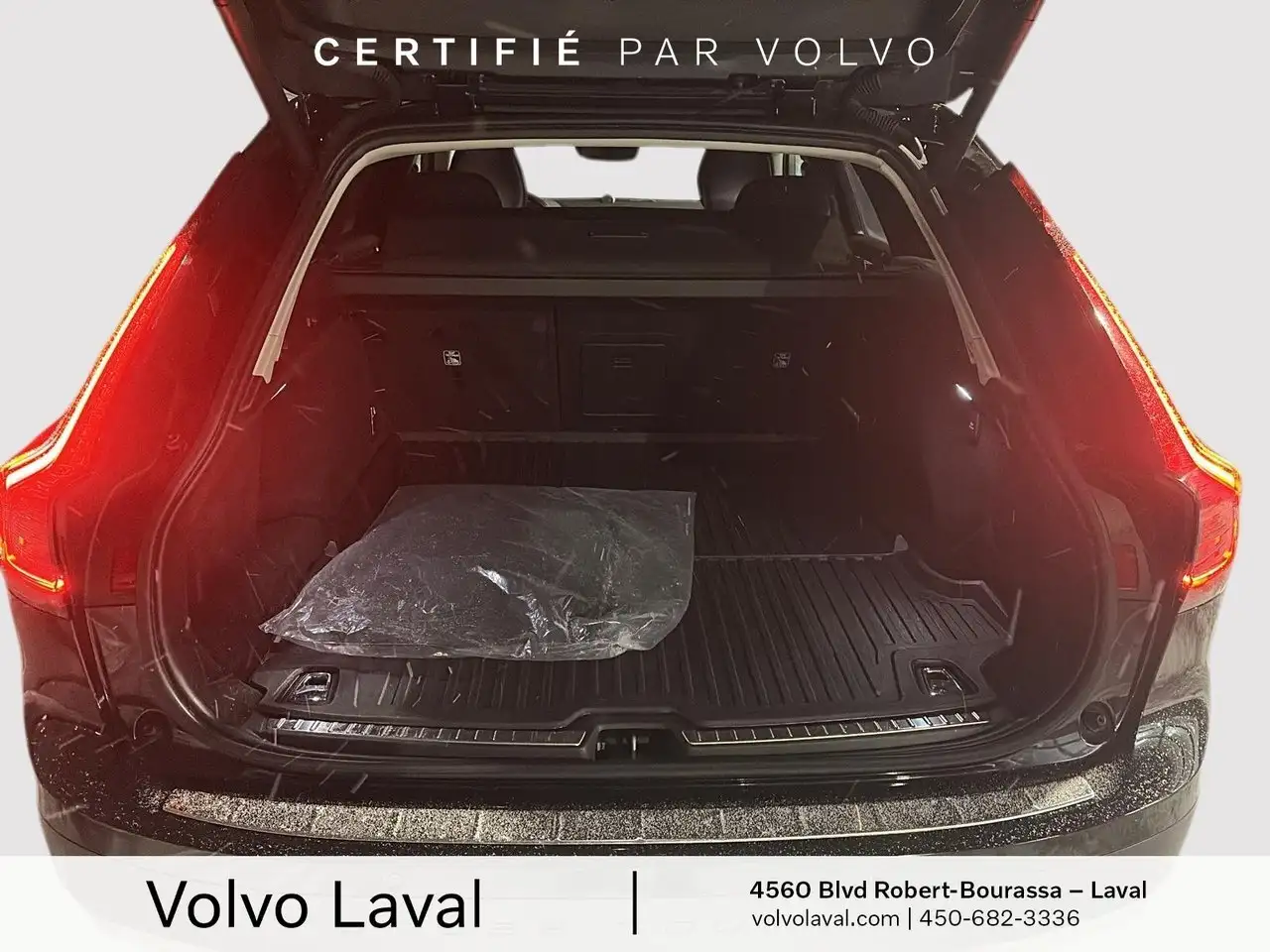 Volvo V90 Cross Country снимка Volvo V90 Cross Country