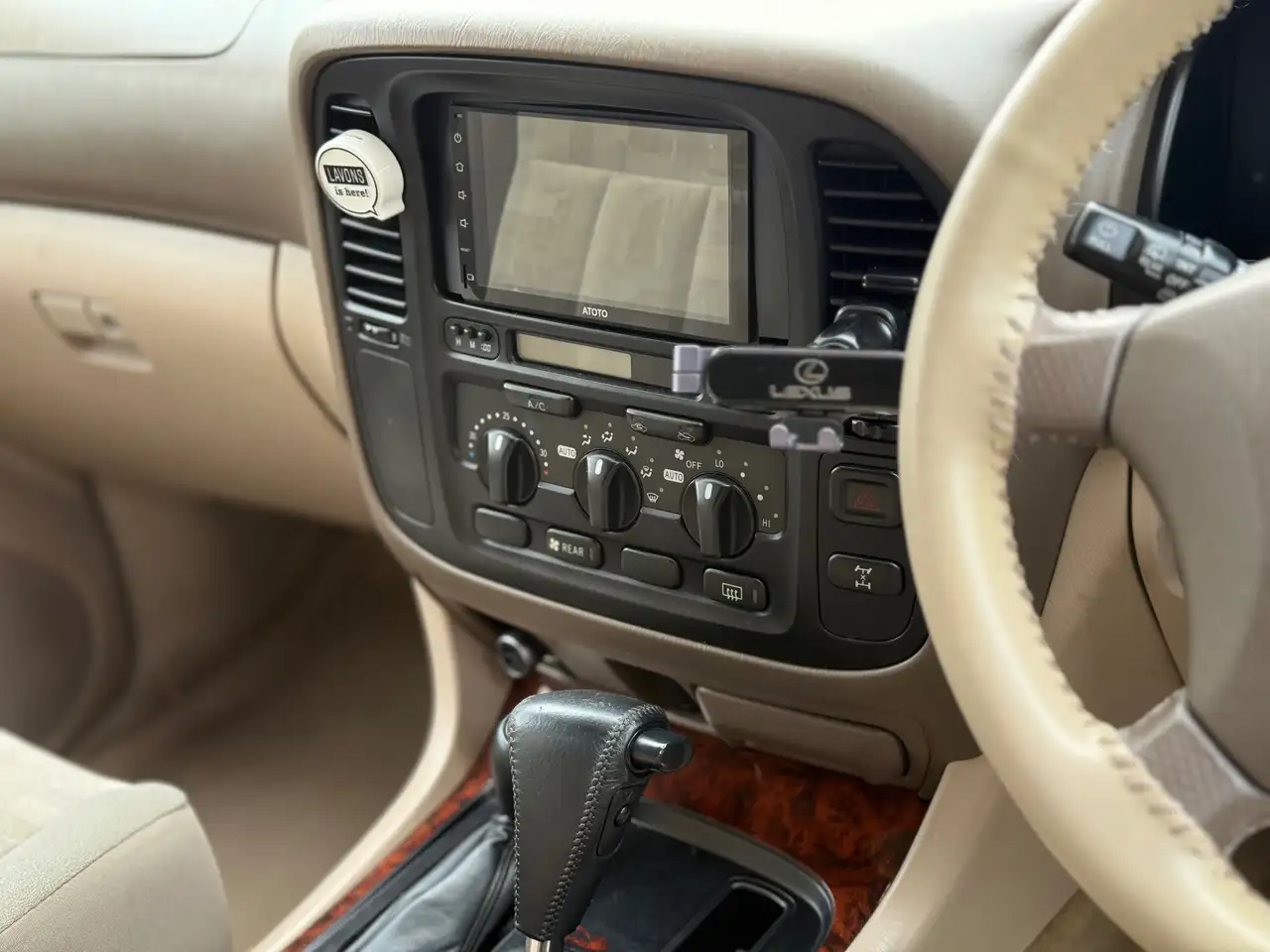 Toyota Land Cruiser снимка Toyota Land Cruiser