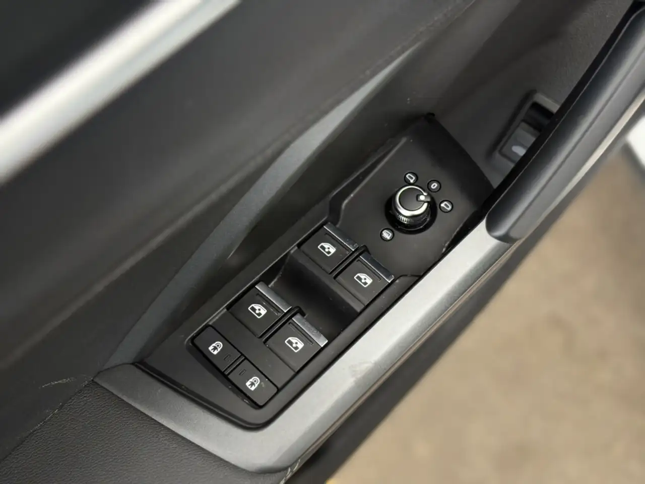 Audi Q3 снимка Audi Q3
