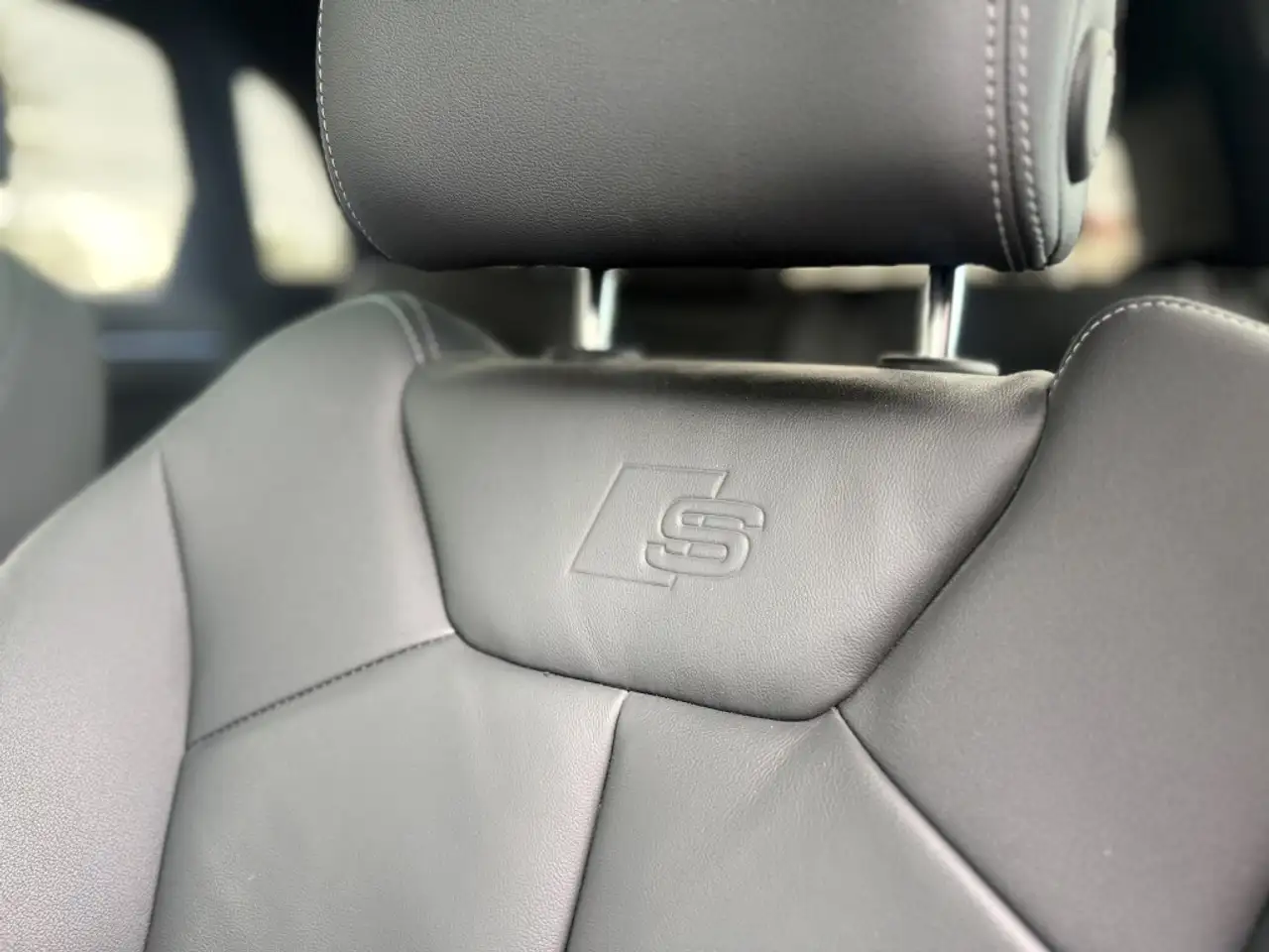 Audi Q3 снимка Audi Q3