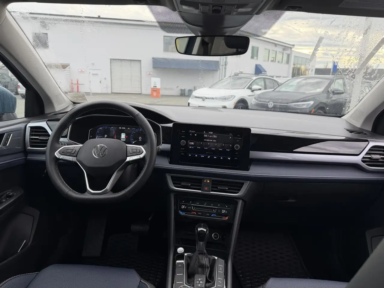Volkswagen Taos снимка Volkswagen Taos