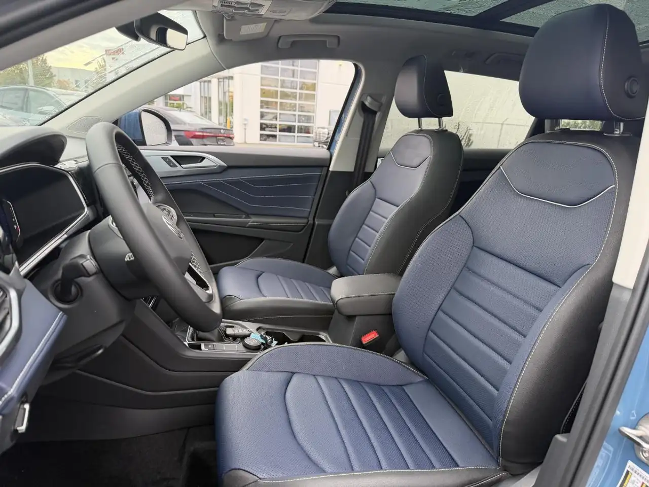 Volkswagen Taos снимка Volkswagen Taos