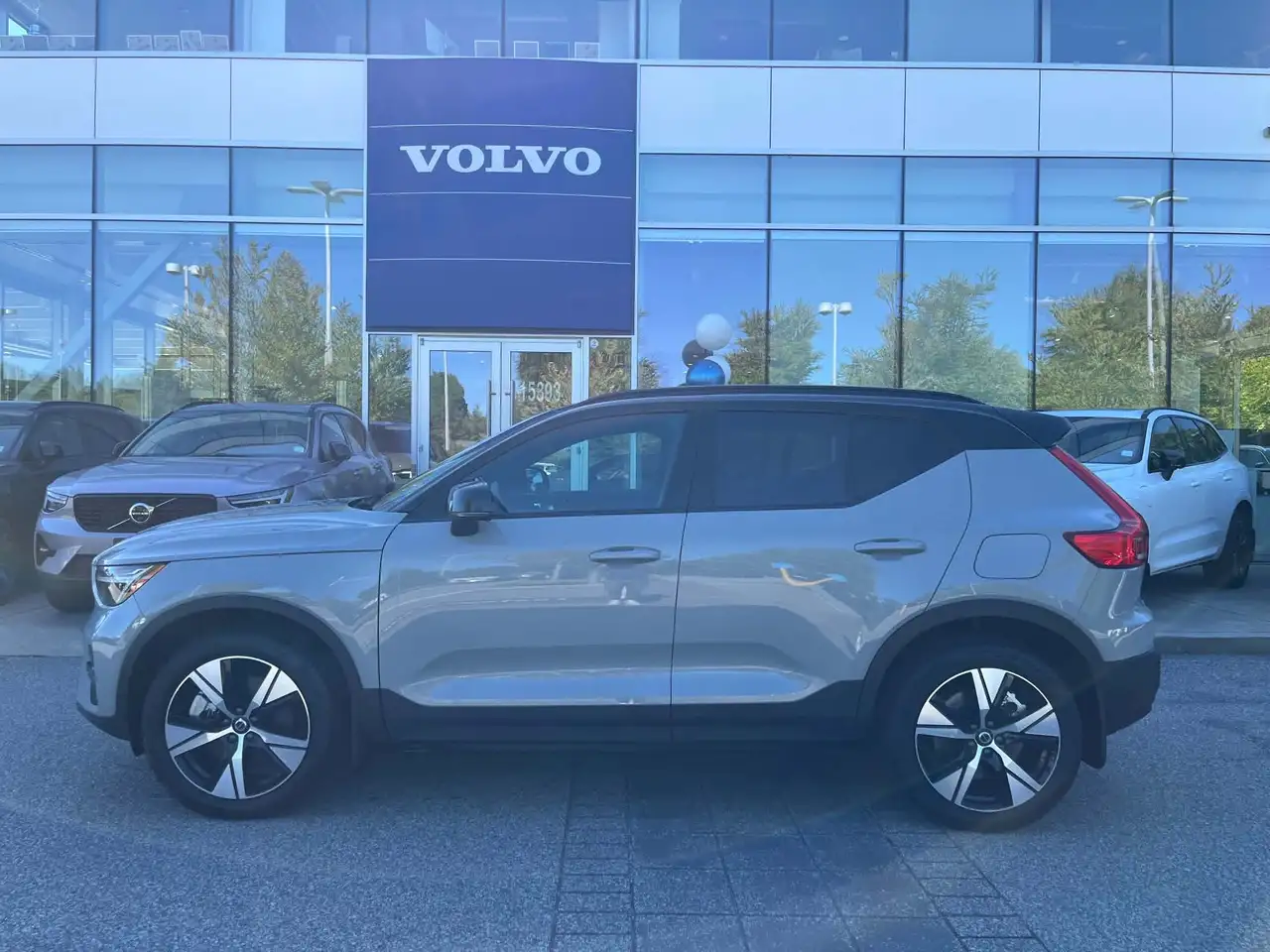 2024 Volvo XC40