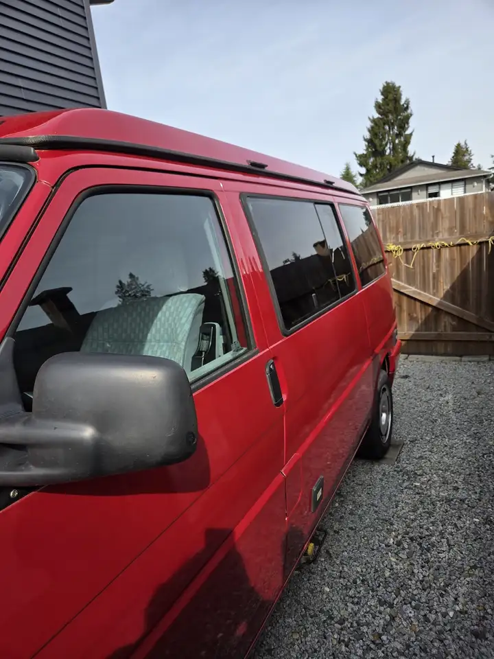 Volkswagen Eurovan снимка Volkswagen Eurovan