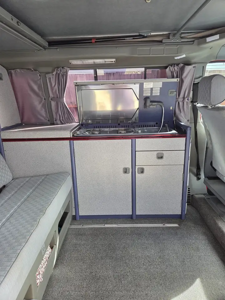 Volkswagen Eurovan снимка Volkswagen Eurovan