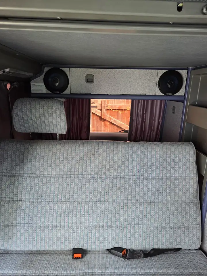 Volkswagen Eurovan снимка Volkswagen Eurovan