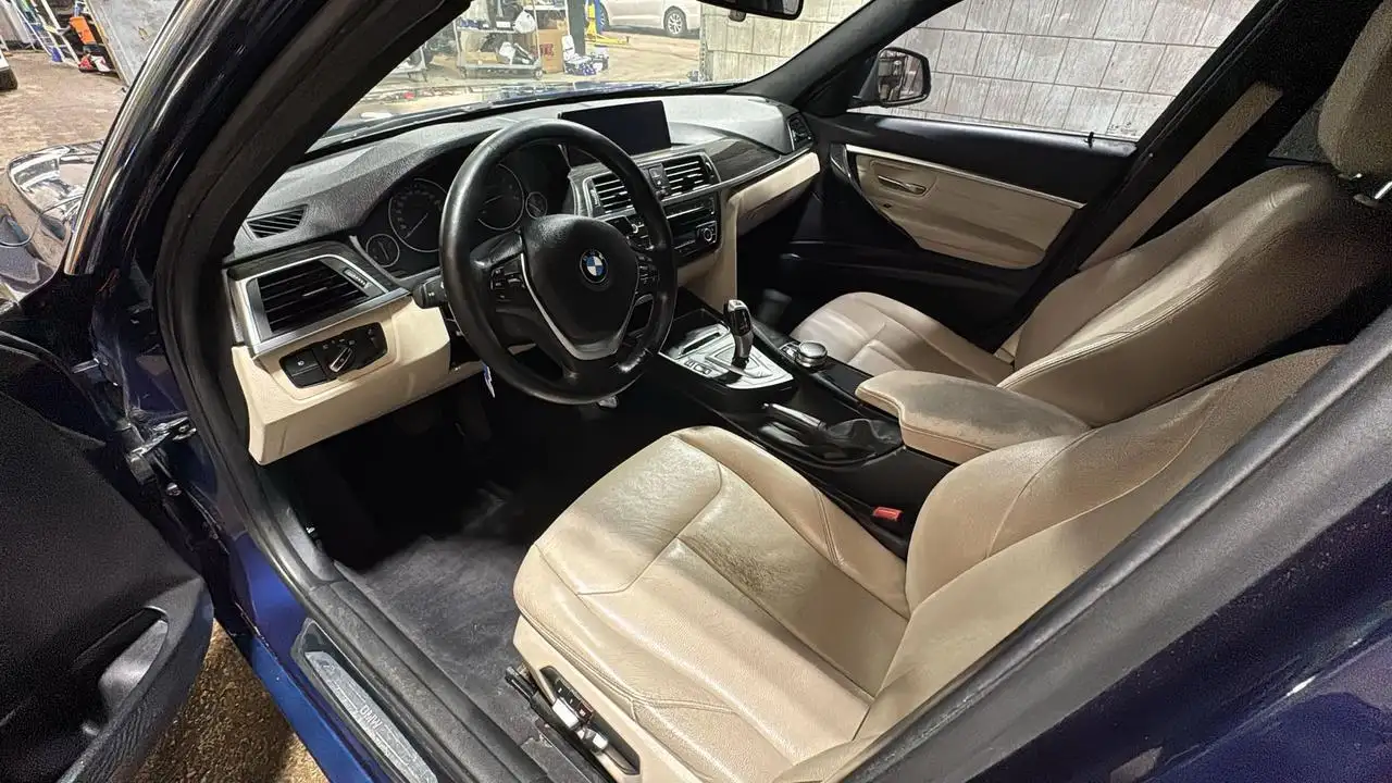 BMW 3 Series photo BMW 3 Series