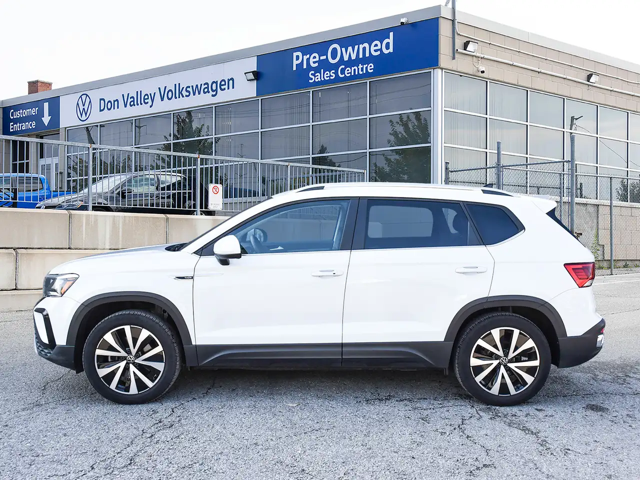 Volkswagen Taos снимка Volkswagen Taos