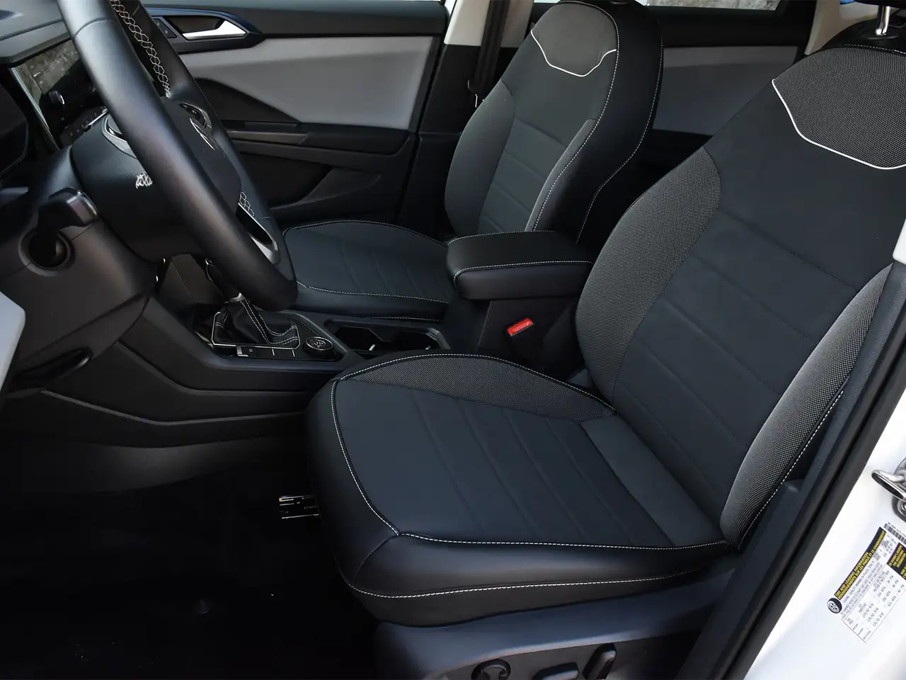 Volkswagen Taos снимка Volkswagen Taos