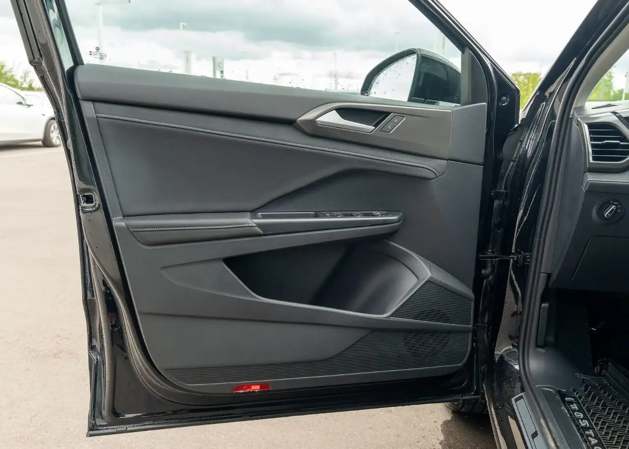 Volkswagen Taos снимка Volkswagen Taos