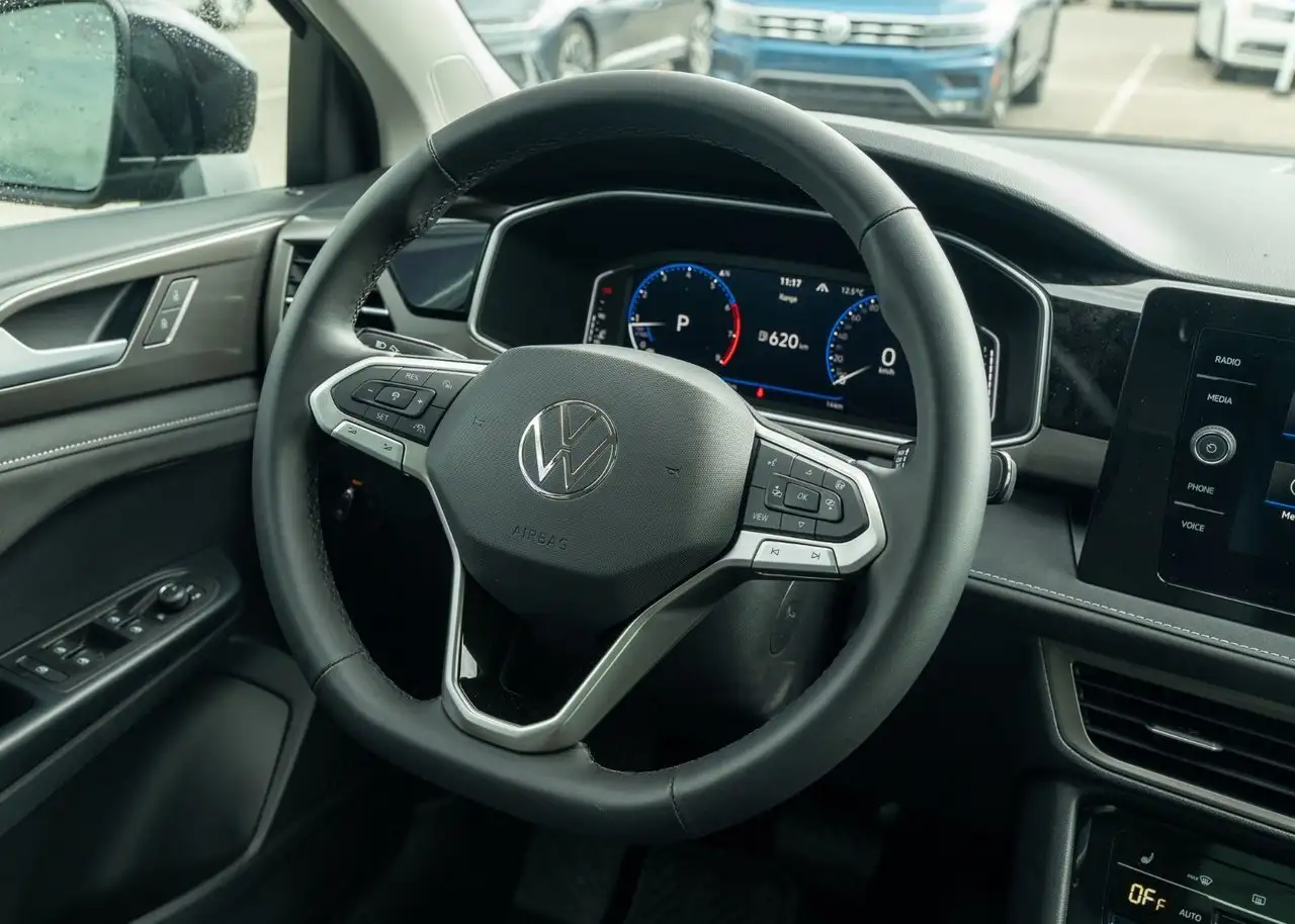 Volkswagen Taos снимка Volkswagen Taos