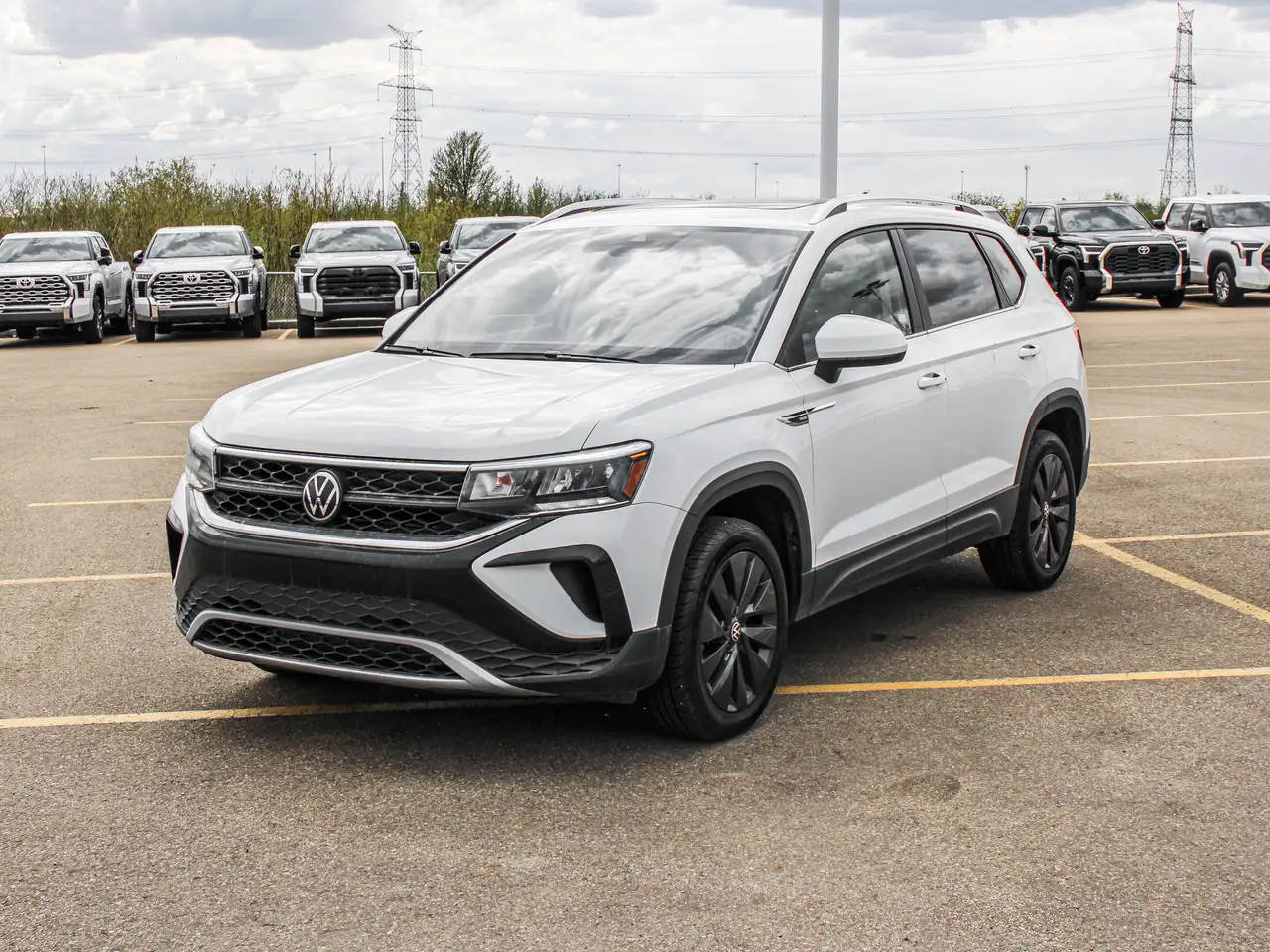 Volkswagen Taos снимка Volkswagen Taos