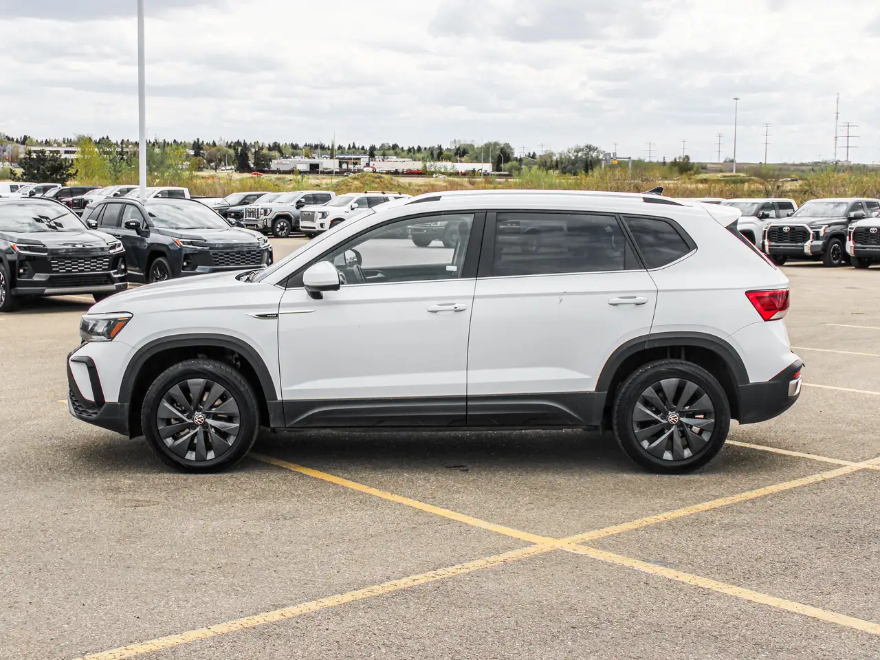 Volkswagen Taos снимка Volkswagen Taos