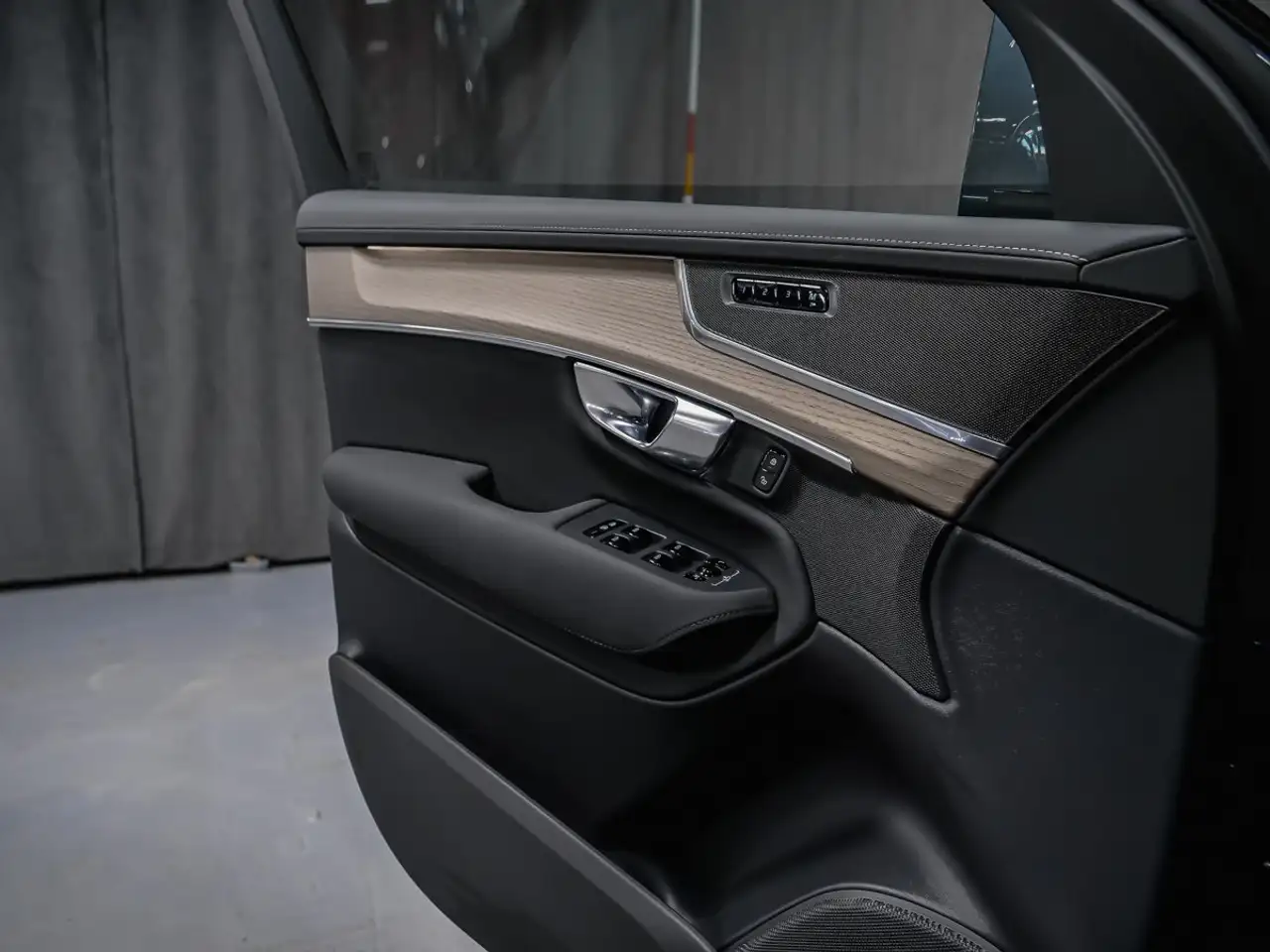 Volvo XC90 снимка Volvo XC90