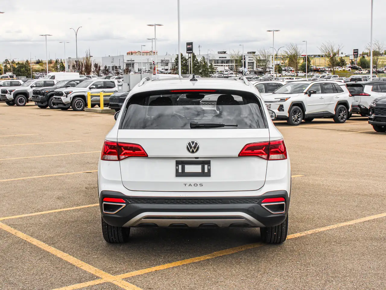 Volkswagen Taos снимка Volkswagen Taos