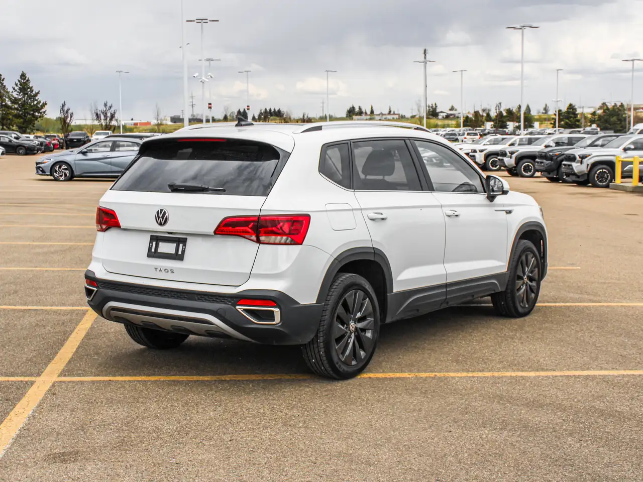 Volkswagen Taos снимка Volkswagen Taos