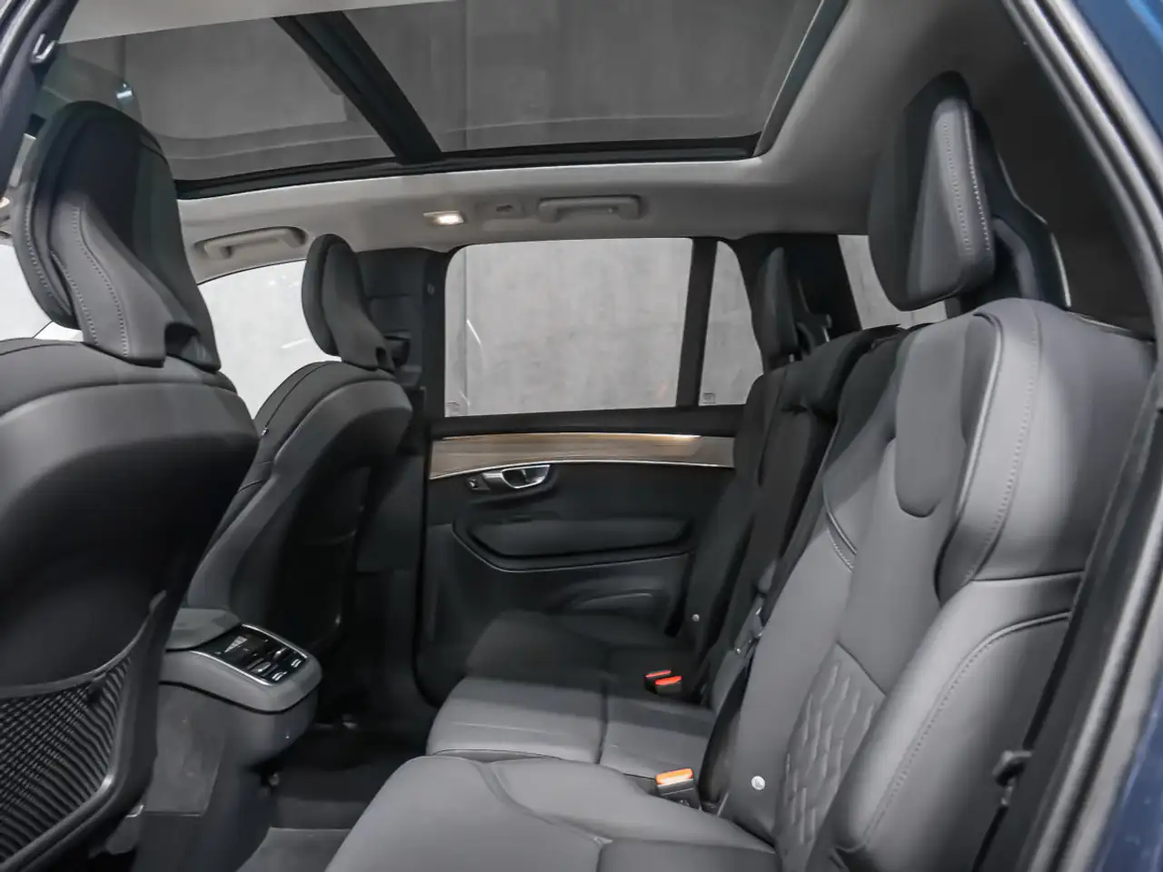 Volvo XC90 снимка Volvo XC90