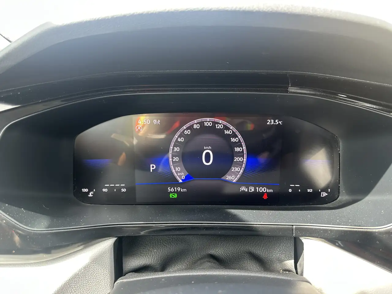 Volkswagen Taos снимка Volkswagen Taos