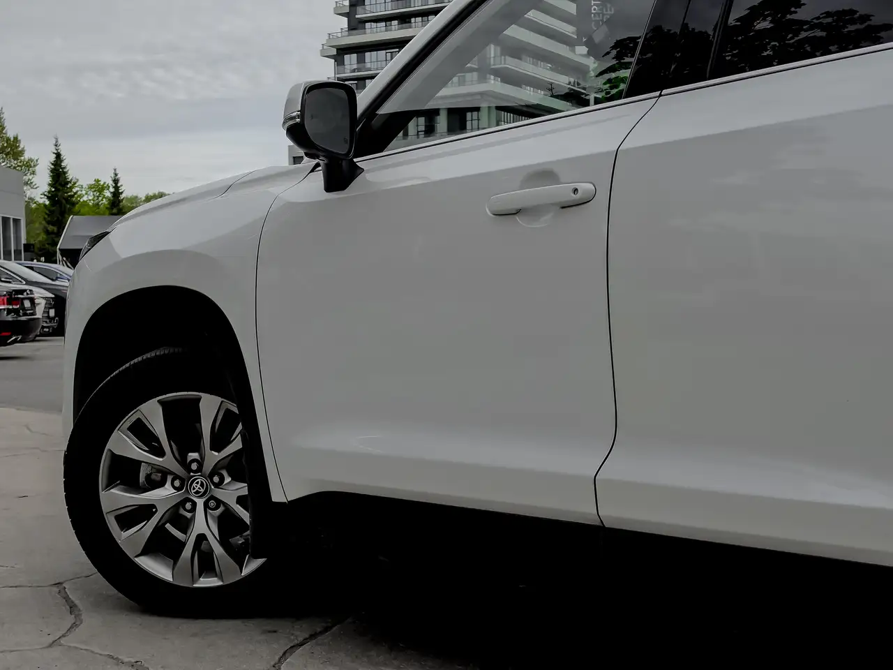 Toyota Grand Highlander fotografie Toyota Grand Highlander