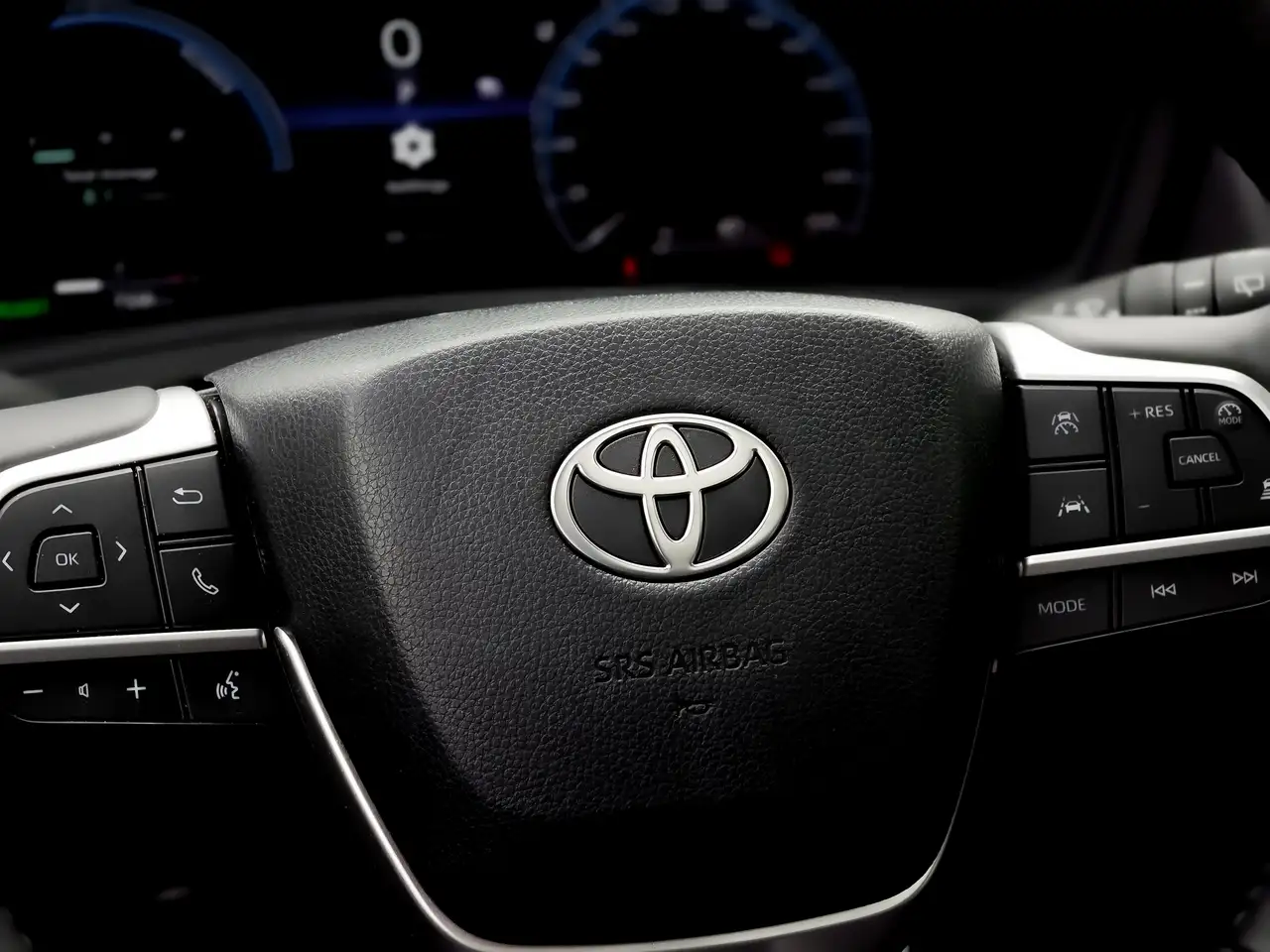 Toyota Grand Highlander fotografie Toyota Grand Highlander