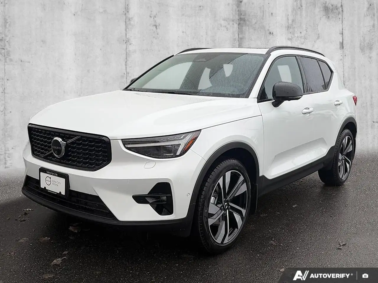 2026 Volvo XC40