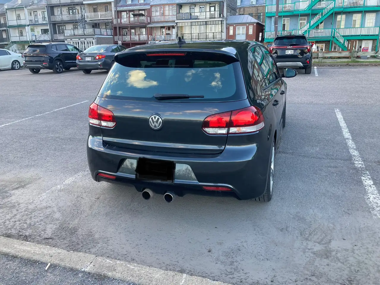Volkswagen Golf R photo Volkswagen Golf R