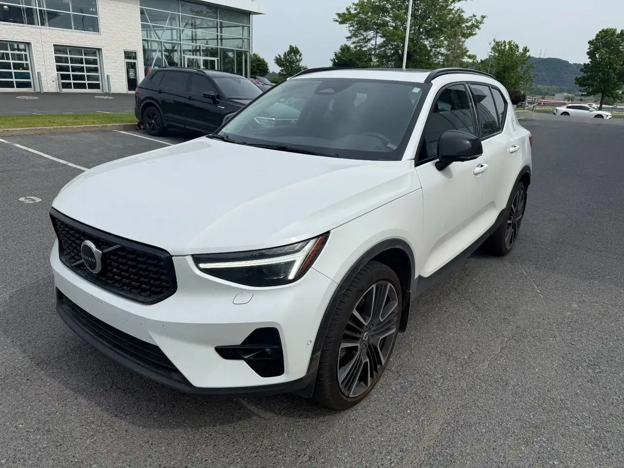2024 Volvo XC40