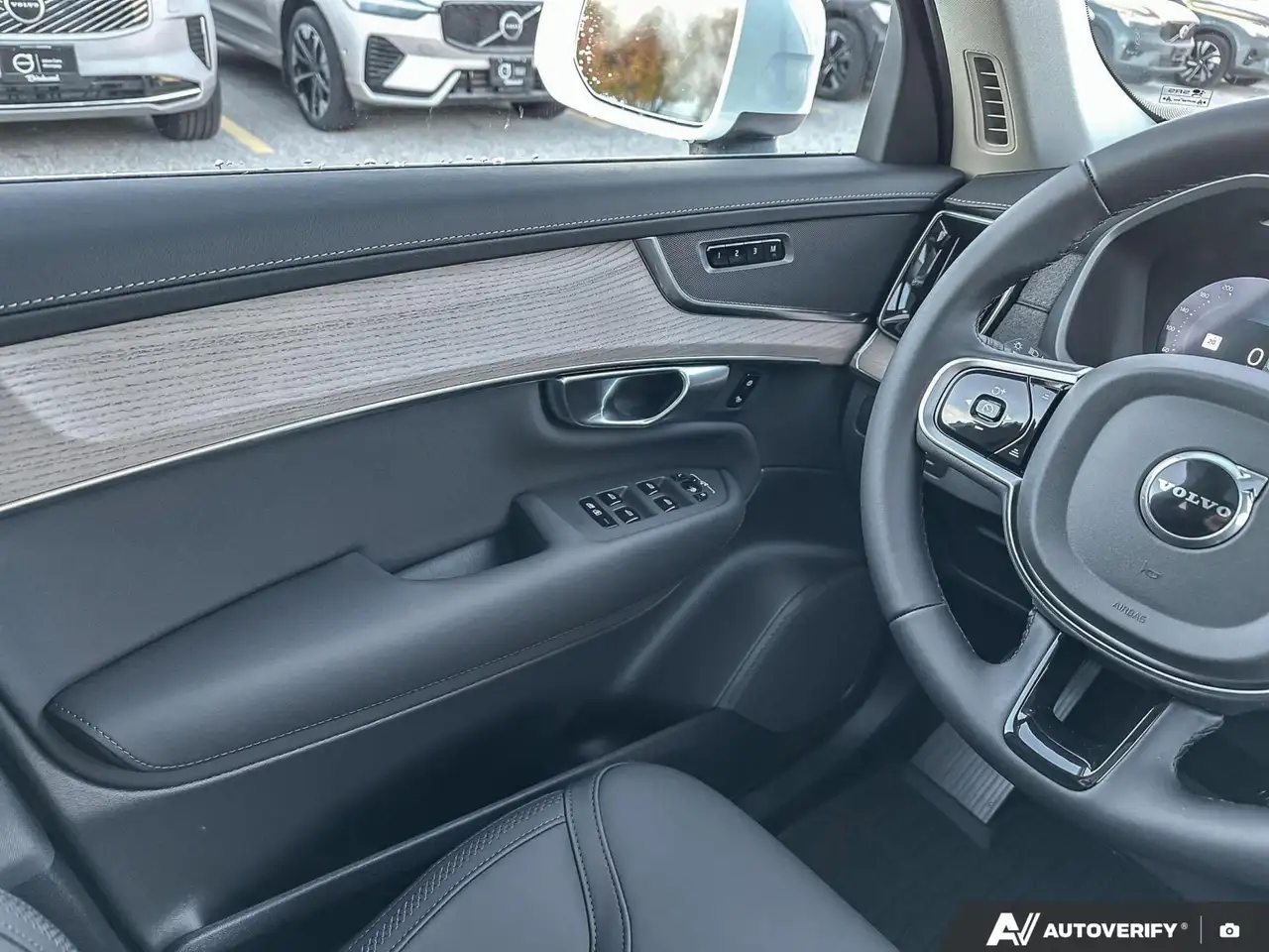 Volvo XC90 снимка Volvo XC90