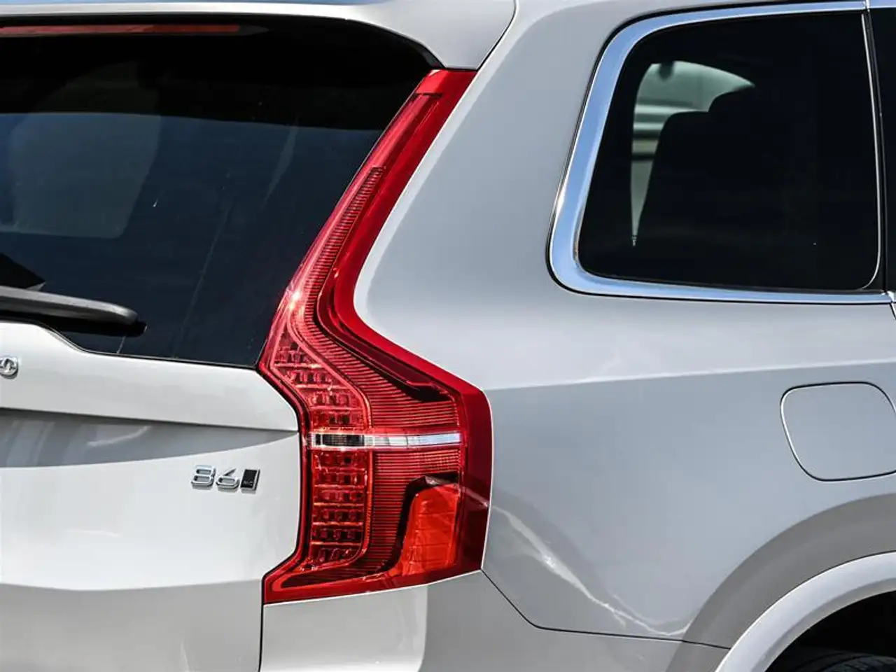Volvo XC90 photo Volvo XC90