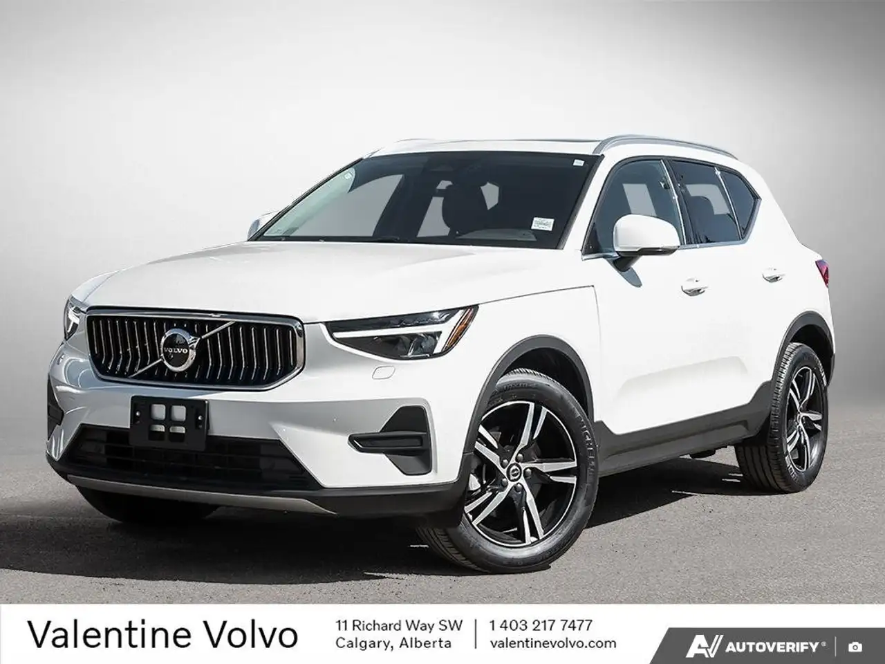 2025 Volvo XC40