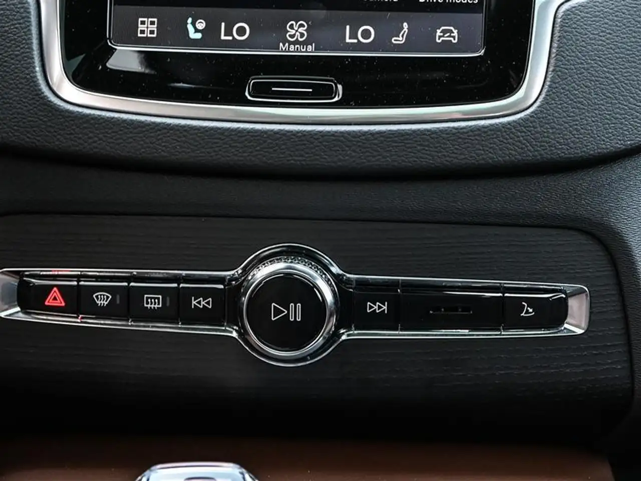 Volvo XC90 photo Volvo XC90