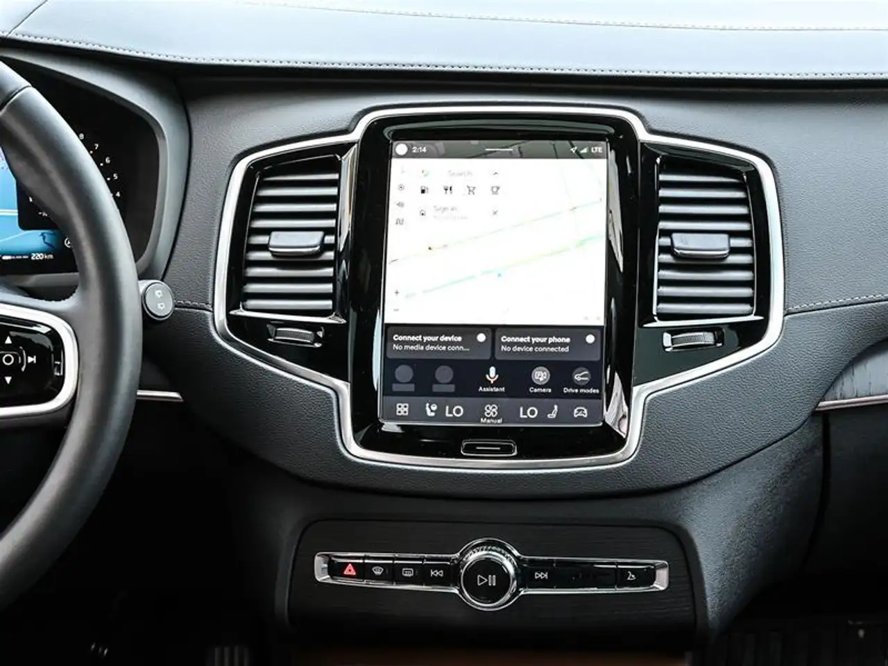 Volvo XC90 photo Volvo XC90