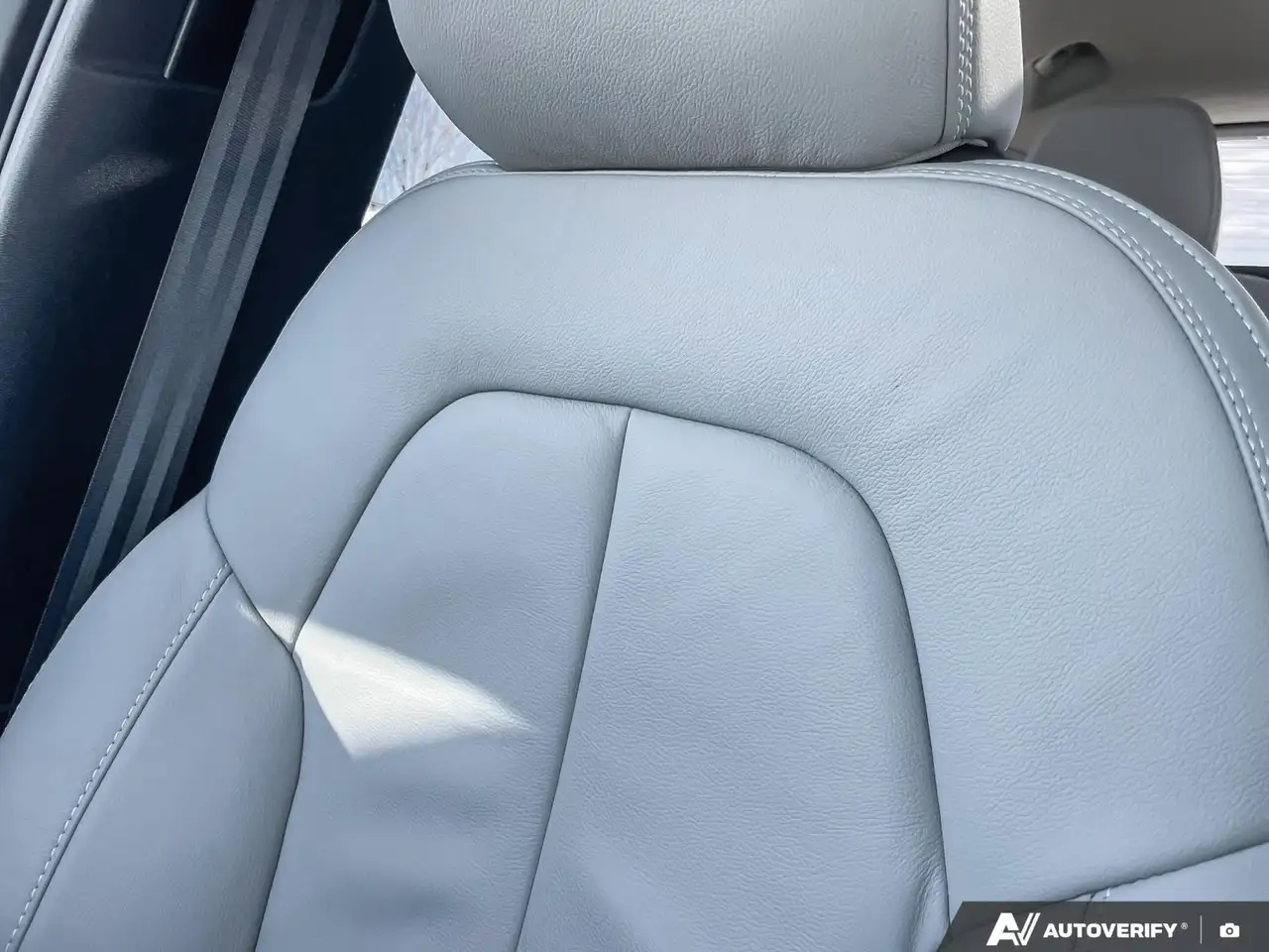 Volvo XC40 снимка Volvo XC40