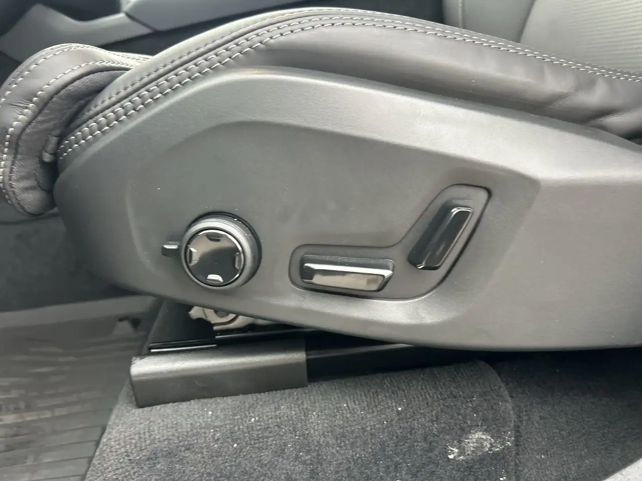 Volvo XC90 снимка Volvo XC90