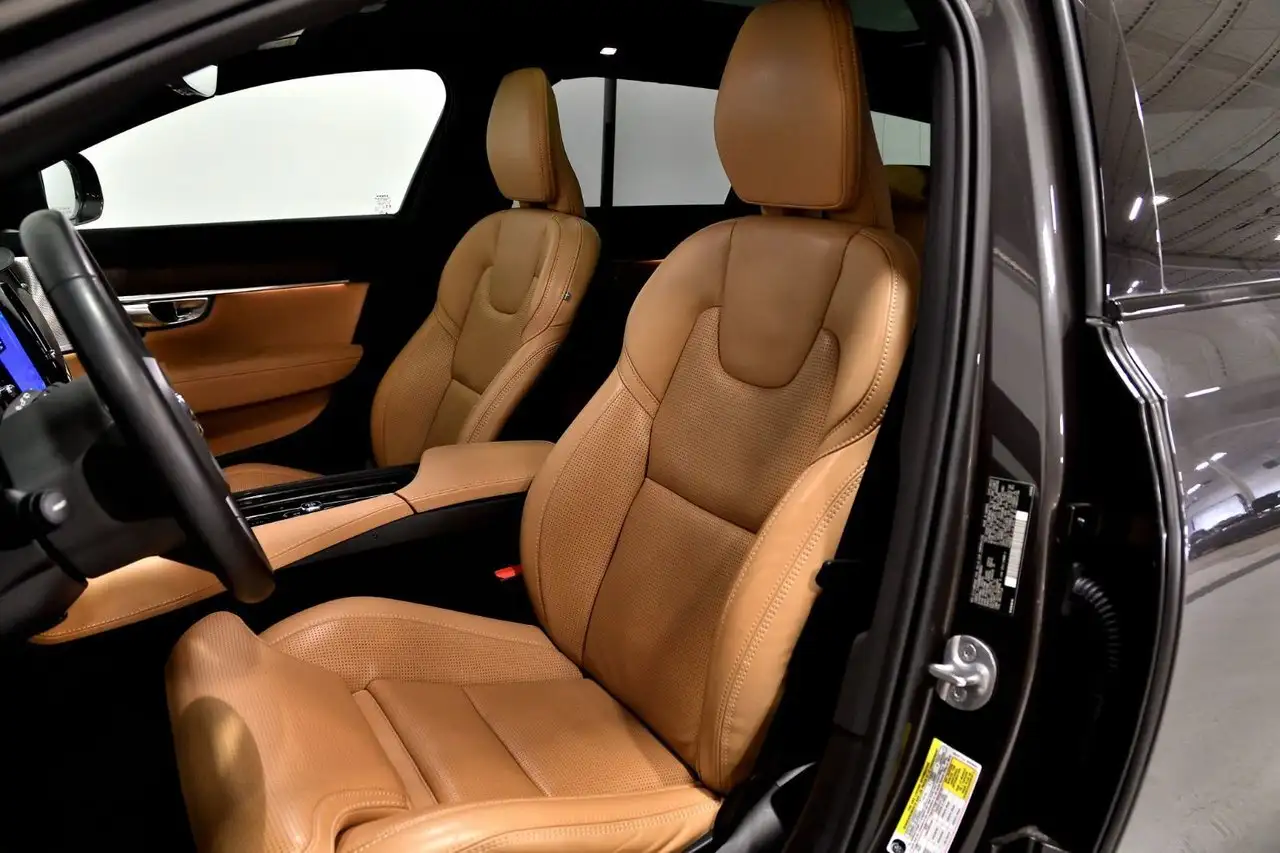 Volvo V90 Cross Country снимка Volvo V90 Cross Country