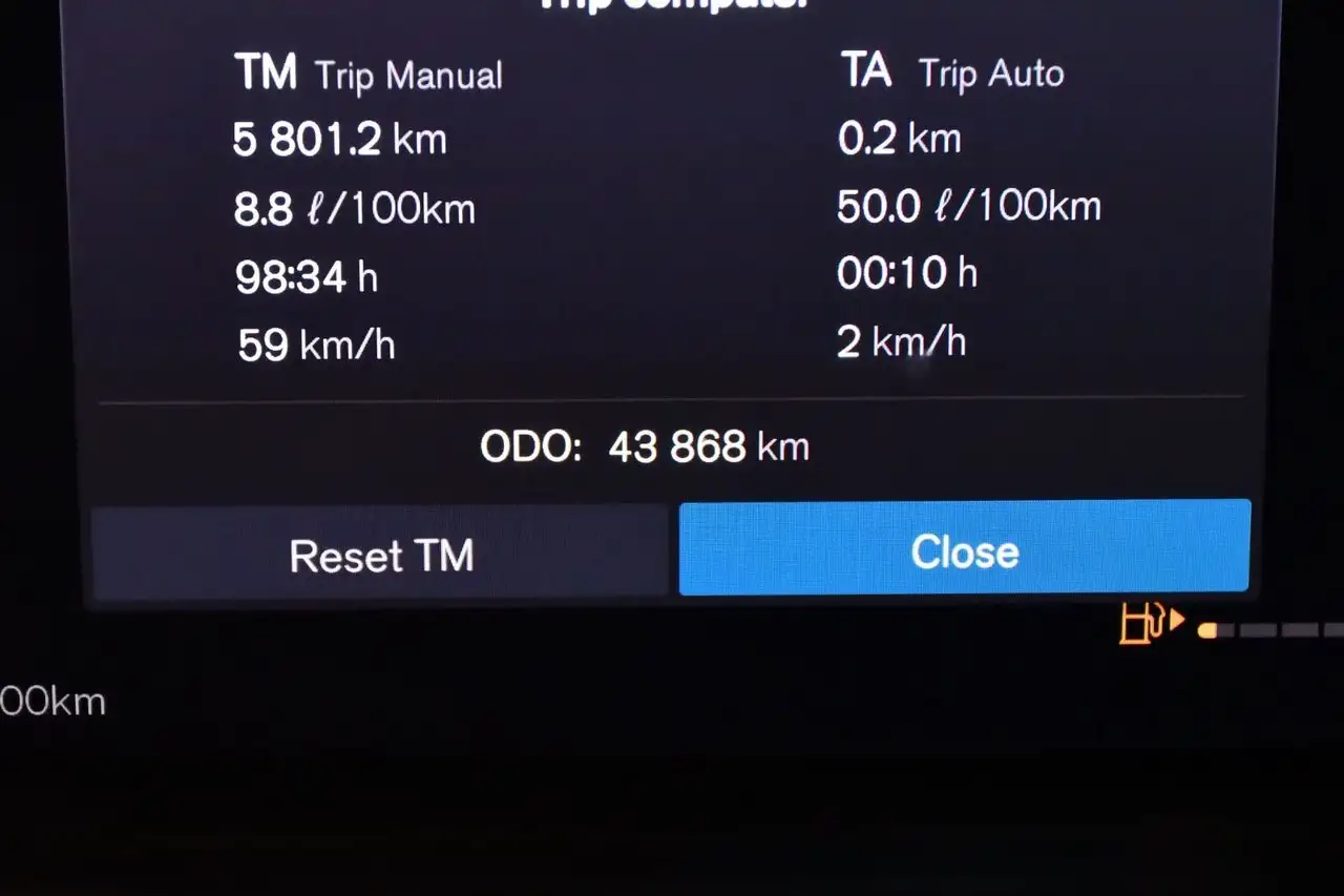 Volvo V90 Cross Country снимка Volvo V90 Cross Country
