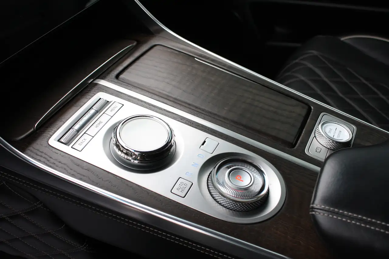 Genesis GV80 снимка Genesis GV80