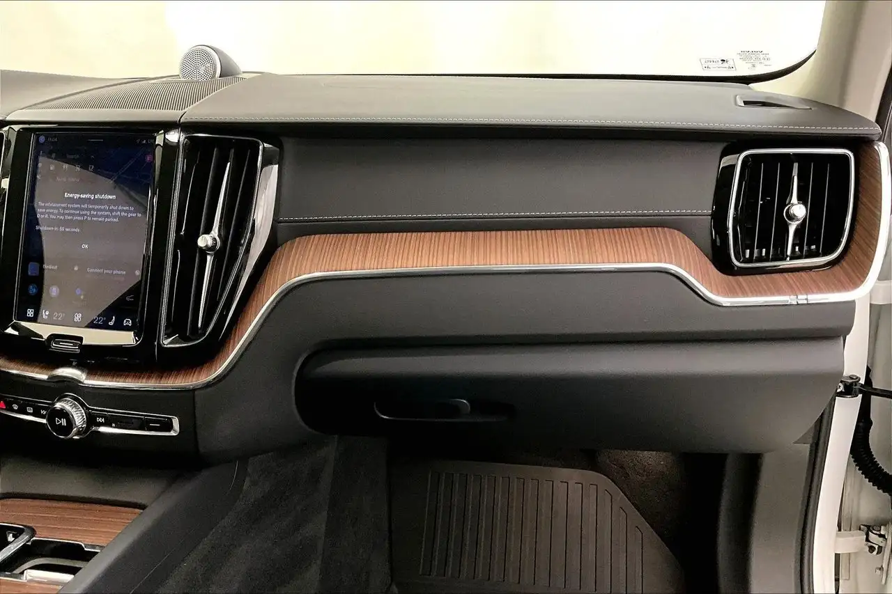 Volvo XC60 снимка Volvo XC60