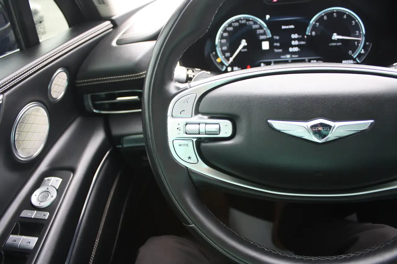 Genesis GV80 снимка Genesis GV80