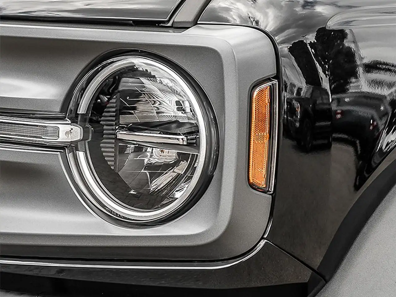 Ford Bronco снимка Ford Bronco