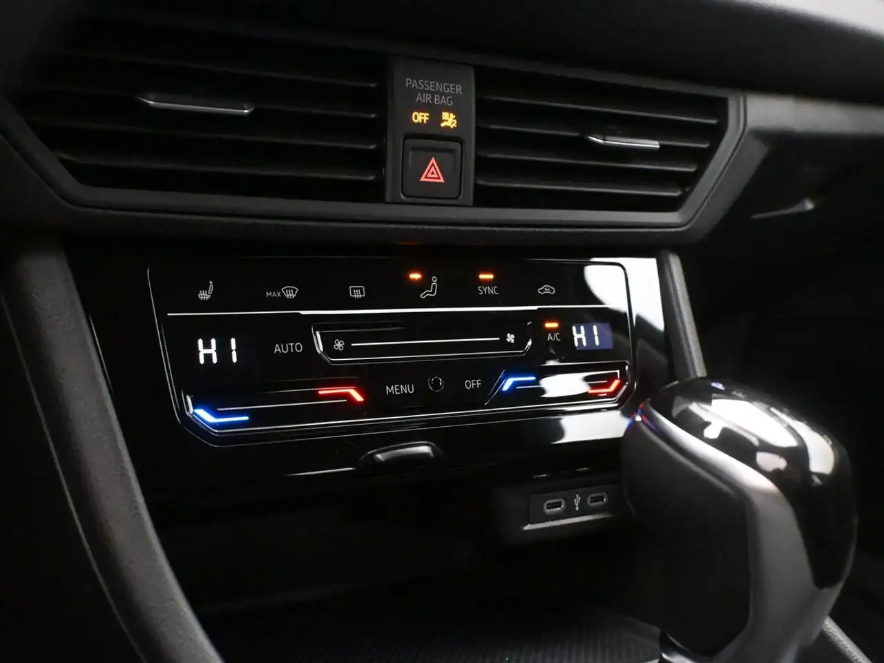 Volkswagen Jetta снимка Volkswagen Jetta