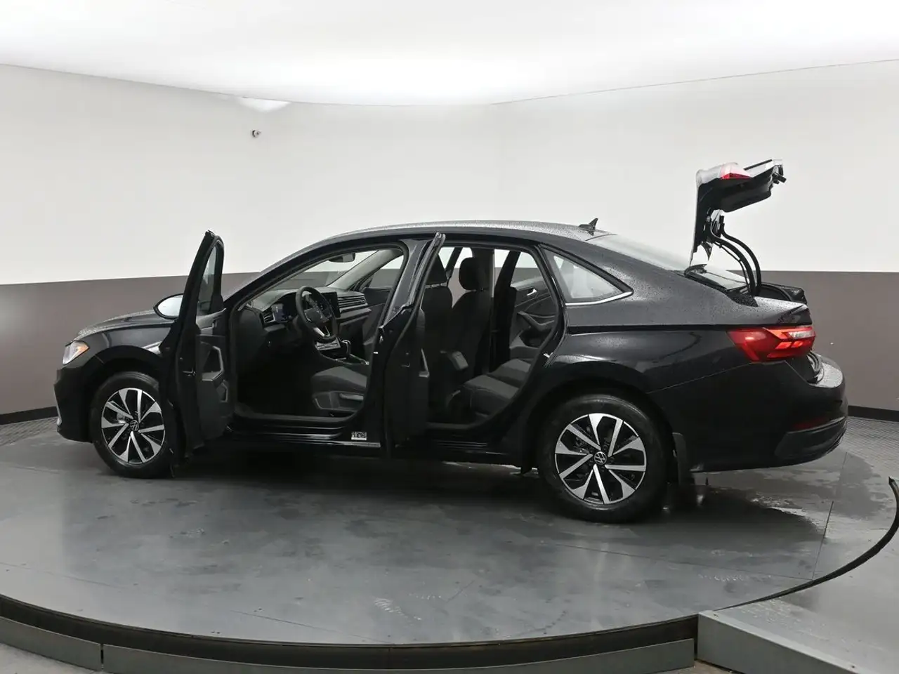 Volkswagen Jetta снимка Volkswagen Jetta