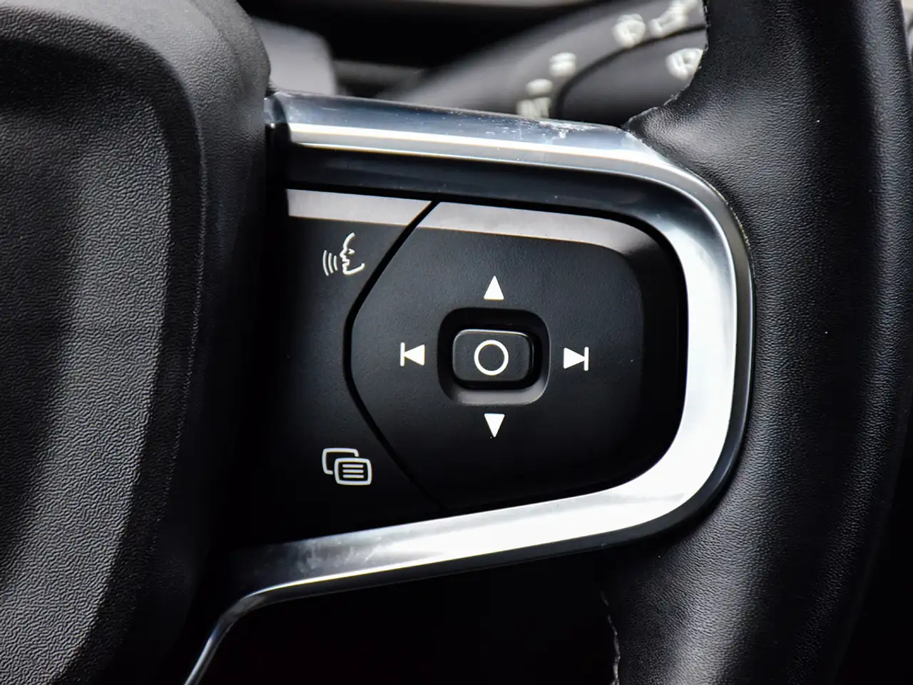 Volvo XC40 снимка Volvo XC40