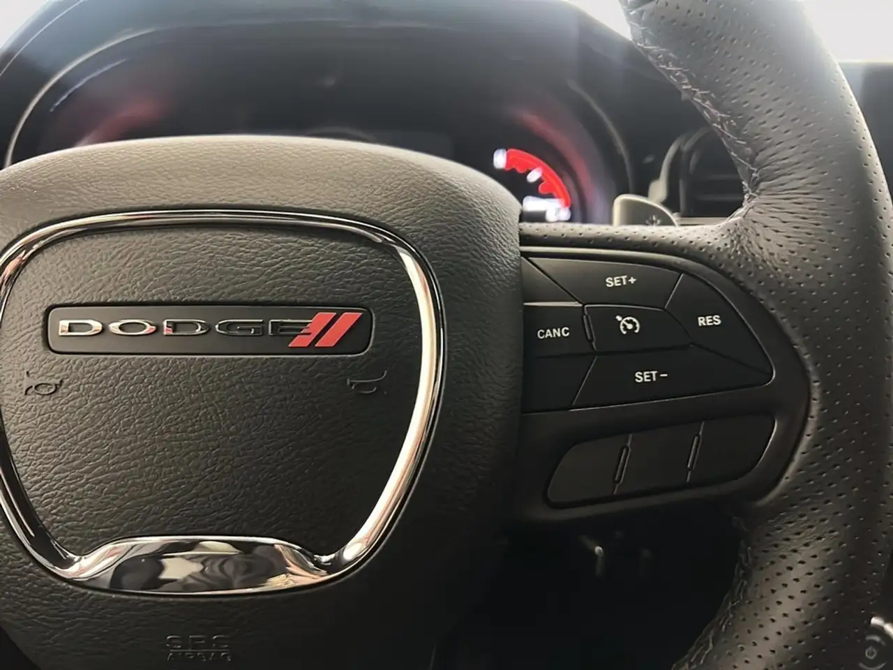 Dodge Durango снимка Dodge Durango