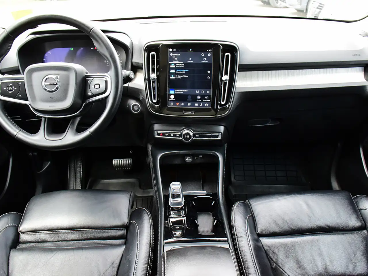 Volvo XC40 снимка Volvo XC40